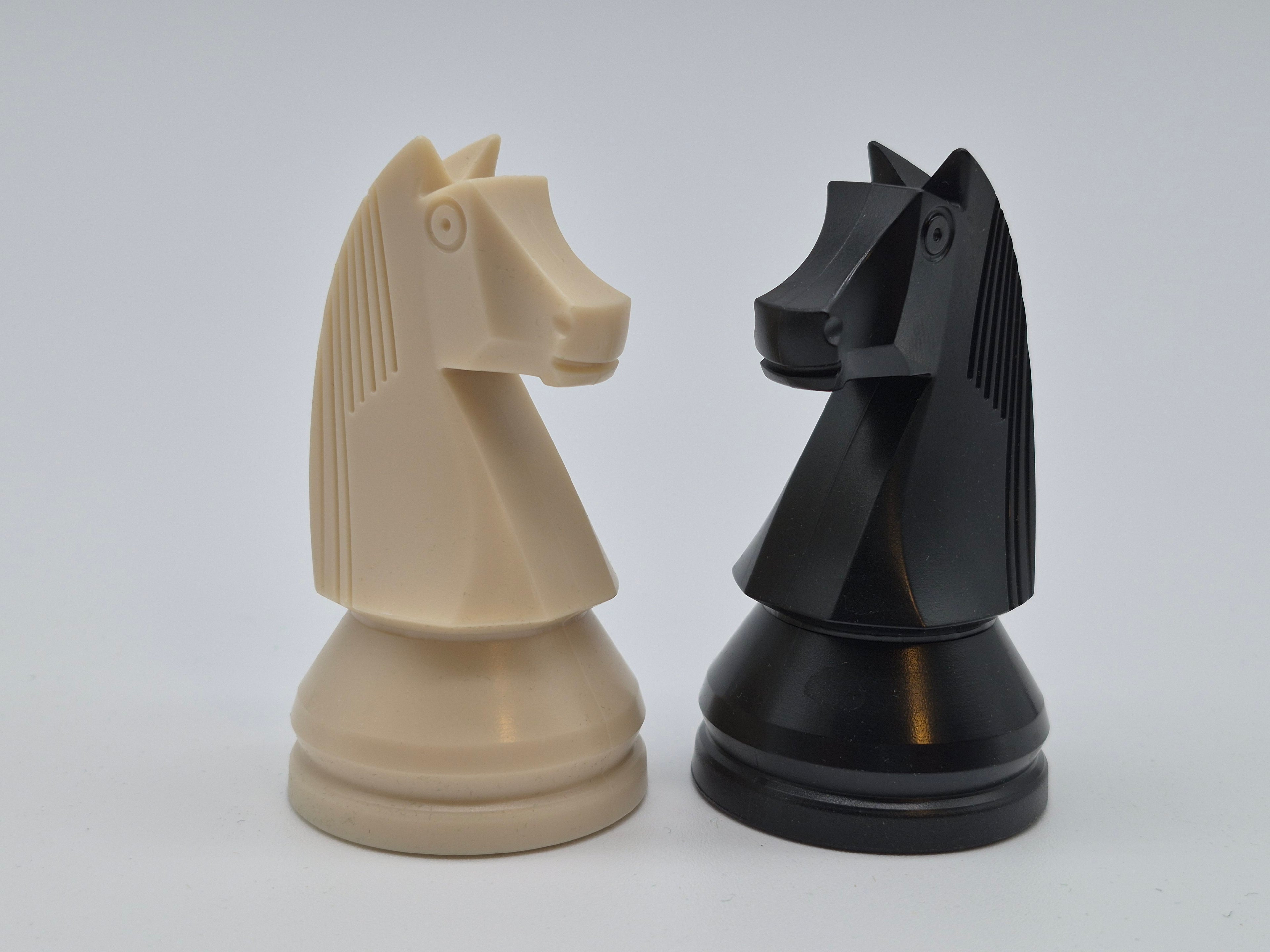Tournament Triple Weighted Chess Pieces